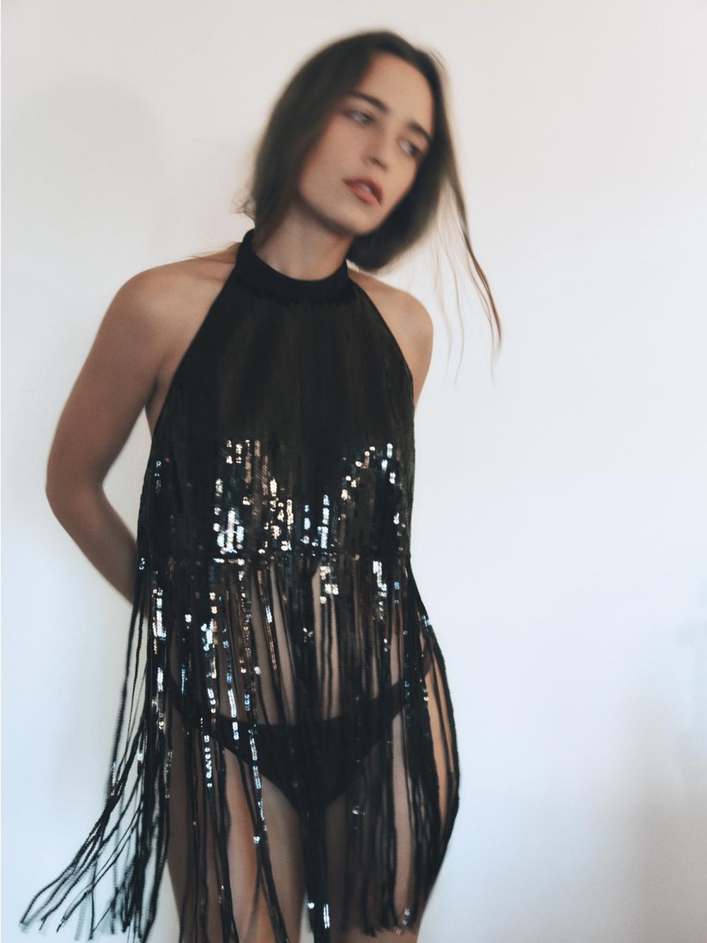 NWT ZARA SEQUIN FRINGE HALTER TOP
XL | BLACK